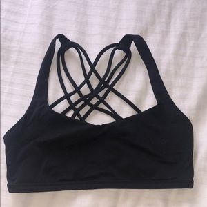 Black lululemon sports bra